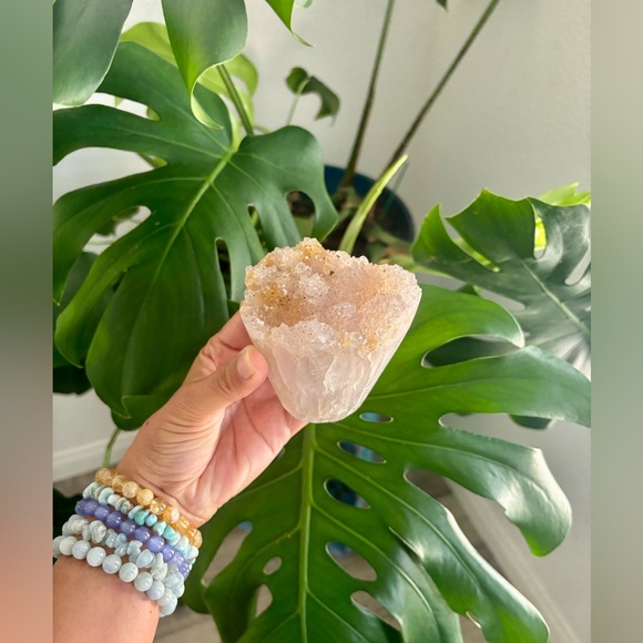 Druzy Amethyst Cupcake - Picture 3 of 6